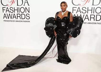 Serena Williams OnlyFans Leaked Free Thumbnail Picture - #7PR9MSWSd7