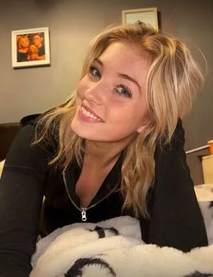 Serenasmithhh OnlyFans Leaked Free Thumbnail Picture - #9CSYp7fuPN