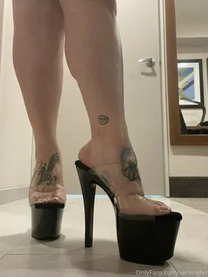 Servingfet OnlyFans Leaked Free Thumbnail Picture - #6IIO2ZBlr4