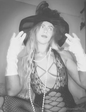 Session Moth Martina OnlyFans Leaked Free Thumbnail Picture - #NffimsAkcq
