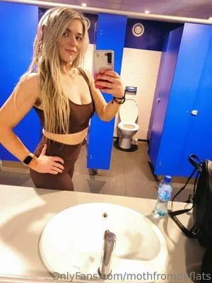 Session Moth Martina OnlyFans Leaked Free Thumbnail Picture - #TPasveXq4D