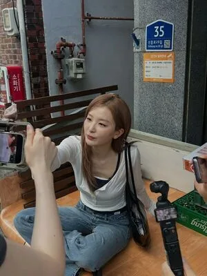 Seulgi OnlyFans Leaked Free Thumbnail Picture - #IXL206362g