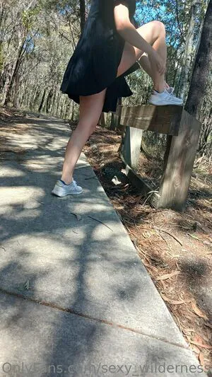 Sexy Wilderness Thumbnail Picture