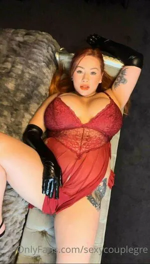 Sexycouplegre Thumbnail Picture
