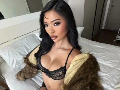 Sglily OnlyFans Leaked Free Thumbnail Picture - #4RXGR9JL77