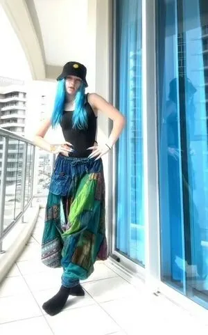 Shae Evans Thumbnail Picture