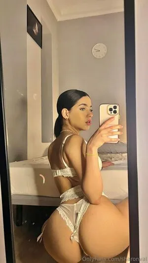 Sharonv21 Thumbnail Picture