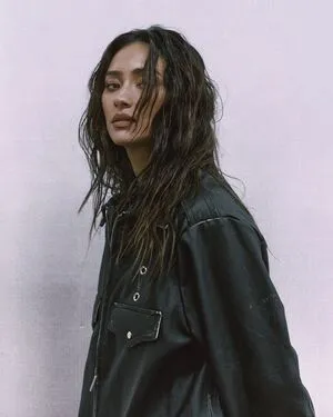 Shay Mitchell Thumbnail Picture