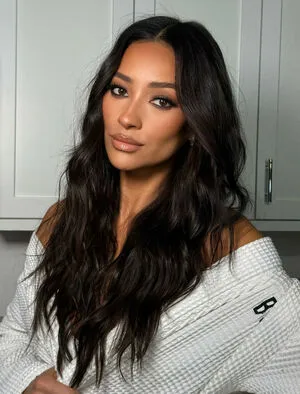 Shay Mitchell OnlyFans Leaked Free Thumbnail Picture - #ASrVY4zeN2