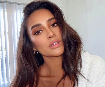 Shay Mitchell OnlyFans Leaked Free Thumbnail Picture - #GHqSSJWKyw