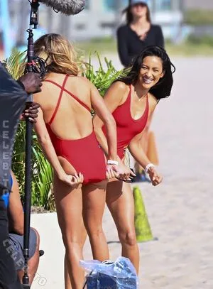 Shay Mitchell OnlyFans Leaked Free Thumbnail Picture - #ImJJWWvYU0
