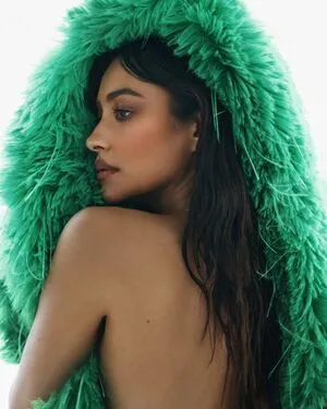 Shay Mitchell OnlyFans Leaked Free Thumbnail Picture - #TCmUdMQlpP