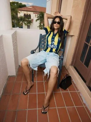Shay Mitchell OnlyFans Leaked Free Thumbnail Picture - #ZAHpPcY4H3