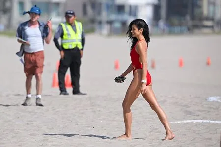 Shay Mitchell OnlyFans Leaked Free Thumbnail Picture - #edKOujkETf