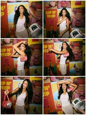 Shay Mitchell OnlyFans Leaked Free Thumbnail Picture - #hVJ2sW36Z1