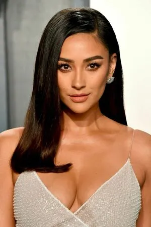 Shay Mitchell OnlyFans Leaked Free Thumbnail Picture - #hXsphDlnLz