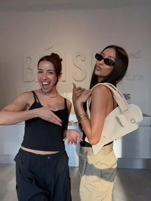 Shay Mitchell OnlyFans Leaked Free Thumbnail Picture - #i0fFhg2wzd