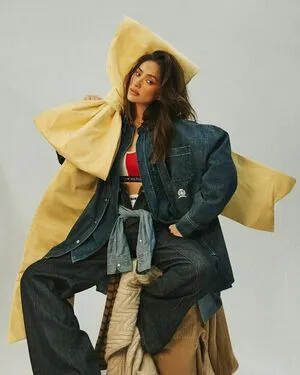 Shay Mitchell OnlyFans Leaked Free Thumbnail Picture - #j0vVTxWGCv