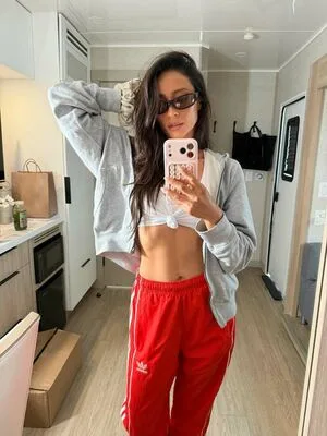 Shay Mitchell OnlyFans Leaked Free Thumbnail Picture - #t4kCSJS3Dl