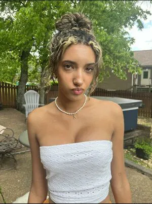 Shayla Marie Thumbnail Picture