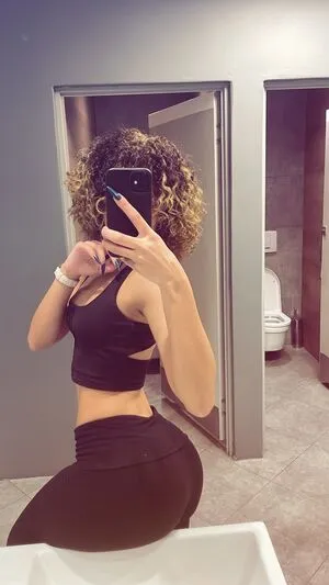 Shealift OnlyFans Leaked Free Thumbnail Picture - #dN4mB00hGy