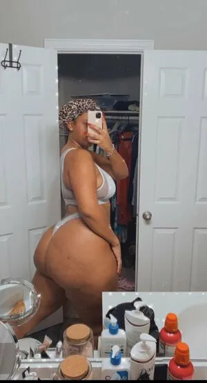 Shelbyjayy0 Thumbnail Picture
