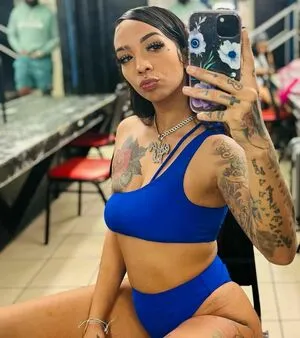 Shesoicy Thumbnail Picture