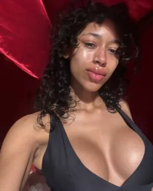 Sheswinterrr OnlyFans Leaked Free Thumbnail Picture - #98vDC3q6ps