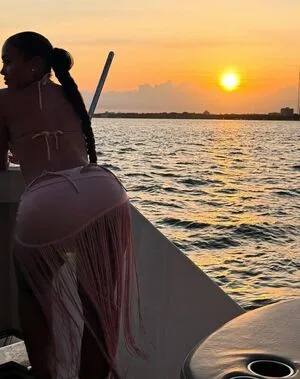 Shey Starr OnlyFans Leaked Free Thumbnail Picture - #wp8QWH8lmc
