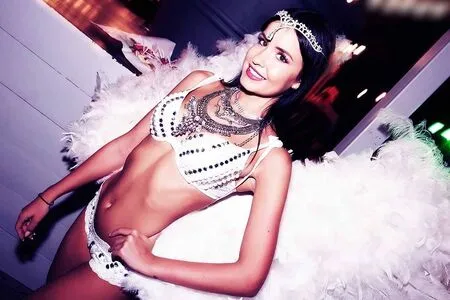 Shiny Kathrin Thumbnail Picture