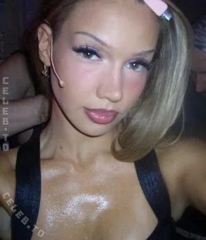 Shirin David OnlyFans Leaked Free Thumbnail Picture - #joQX1TGFca