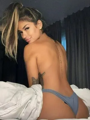 Shirley Arica Thumbnail Picture