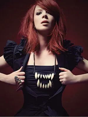 Shirley Manson Thumbnail Picture