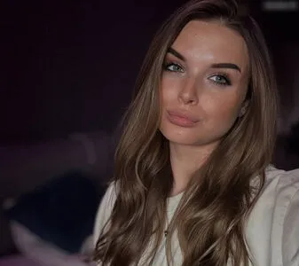 Shirley Ptzr Thumbnail Picture