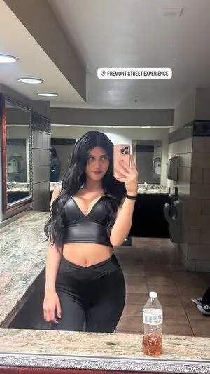 Shye Lilly OnlyFans Leaked Free Thumbnail Picture - #RIWI2wfu5k