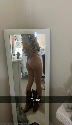 Sidneybradleyy OnlyFans Leaked Free Thumbnail Picture - #eGaJhGoTH7