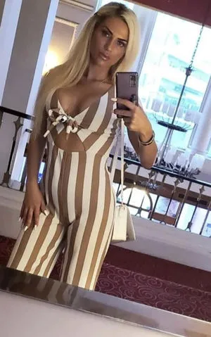 Sienna OnlyFans Leaked Free Thumbnail Picture - #zdCvlRg265