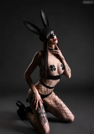 Siina Jay Thumbnail Picture