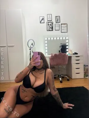 Silaaabaeee OnlyFans Leaked Free Thumbnail Picture - #bc6CdtJd8u