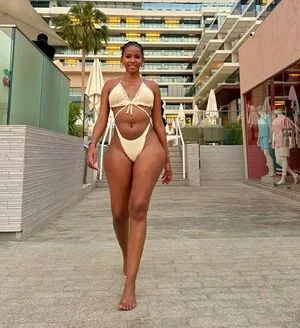 Silent User OnlyFans Leaked Free Thumbnail Picture - #QJYKcl95U2