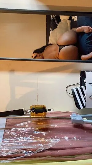 Silkstunnaaa OnlyFans Leaked Free Thumbnail Picture - #3LmLwP129m