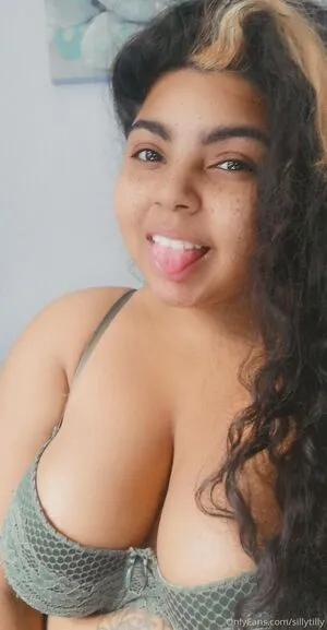 Sillytilly OnlyFans Leaked Free Thumbnail Picture - #Sh0Cf7c4S0