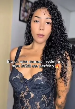 Silvia Mendes Thumbnail Picture