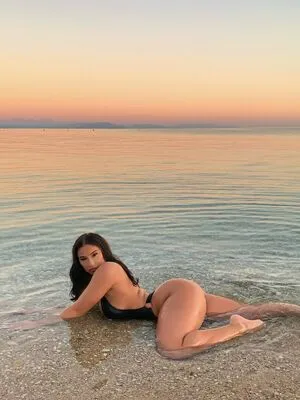 Simonaaaab OnlyFans Leaked Free Thumbnail Picture - #wDI8BArhfl