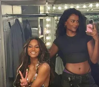 Simone Ashley OnlyFans Leaked Free Thumbnail Picture - #lbZy1KxyRu