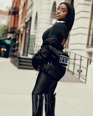 Simone Biles OnlyFans Leaked Free Thumbnail Picture - #YakCfAFVAI