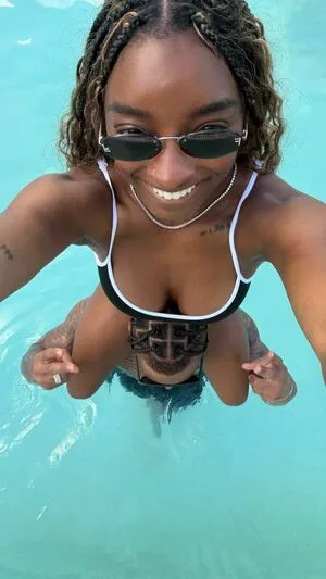Simone Biles OnlyFans Leaked Free Thumbnail Picture - #taabwwB8yc