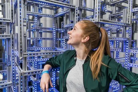 Simone Giertz OnlyFans Leaked Free Thumbnail Picture - #2pQkQLFKEx
