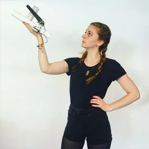Simone Giertz OnlyFans Leaked Free Thumbnail Picture - #EDmabkNfgn