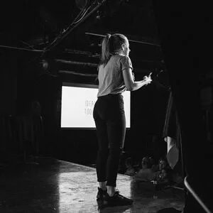Simone Giertz OnlyFans Leaked Free Thumbnail Picture - #UhOInI6i8J